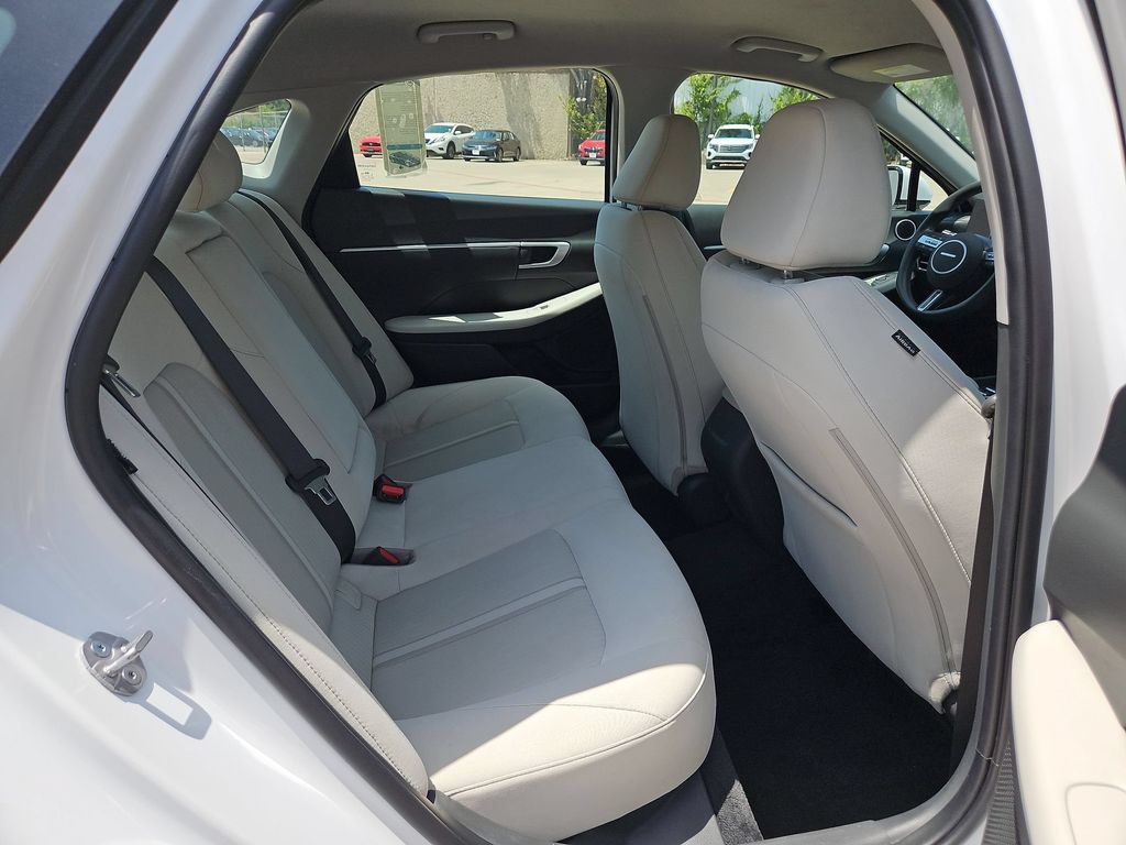 Used 2025 Hyundai Sonata SEL FWD image 30
