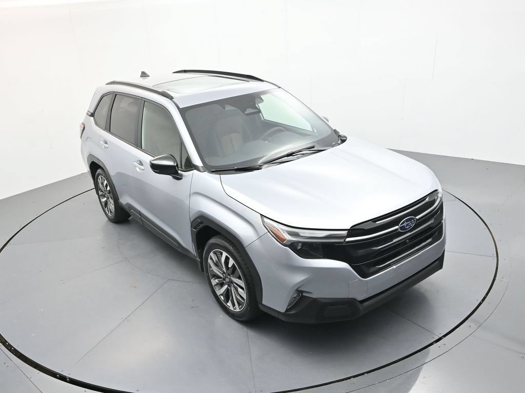 Used 2025 Subaru Forester Touring w/ Popular Package - Touring AWD/4WD image 25