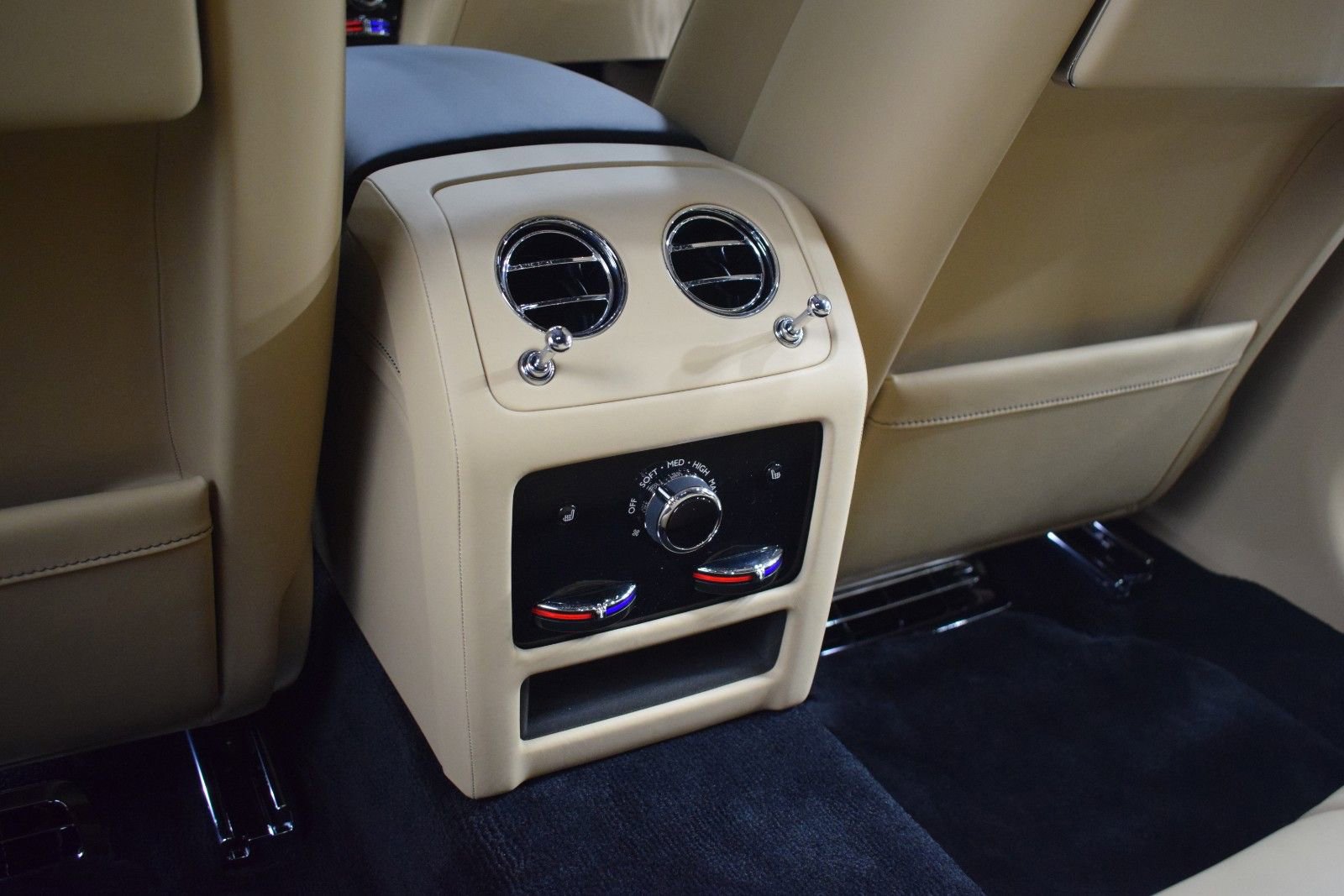 New 2026 Rolls-Royce Ghost AWD/4WD image 22
