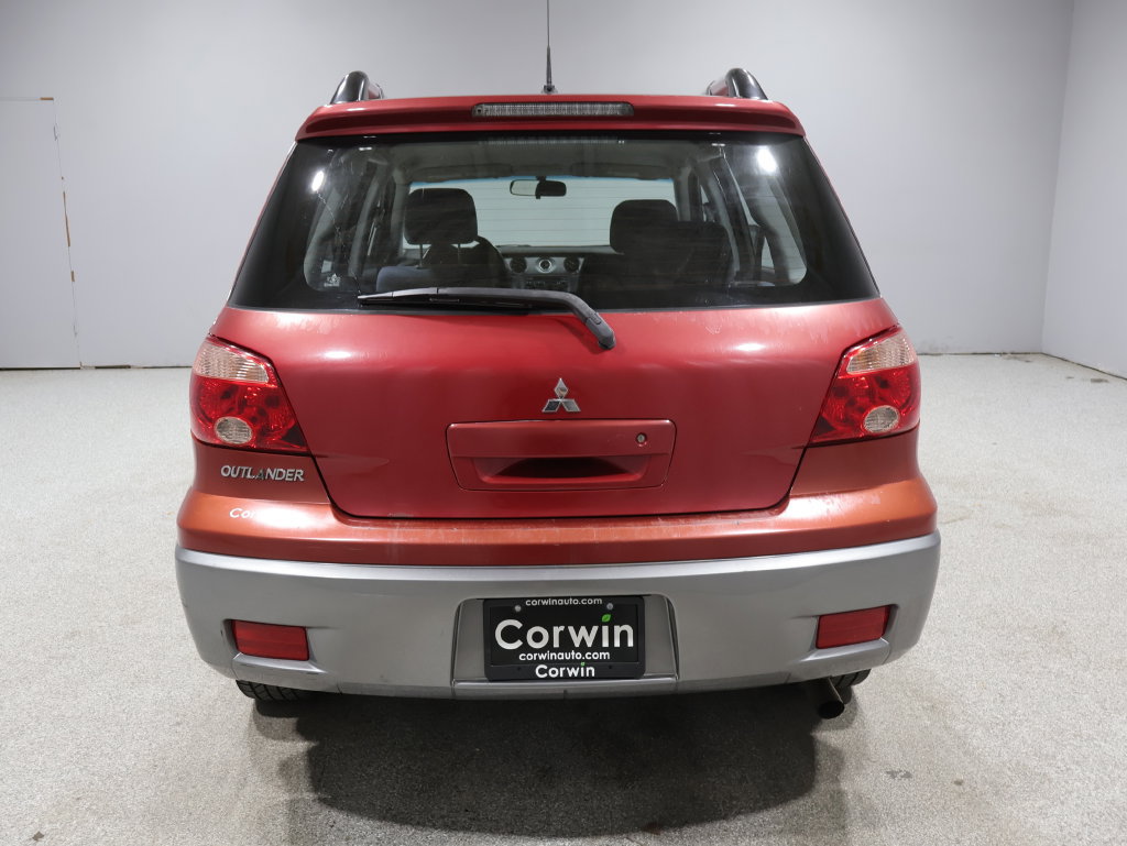 Used 2006 Mitsubishi Outlander LS AWD/4WD image 9