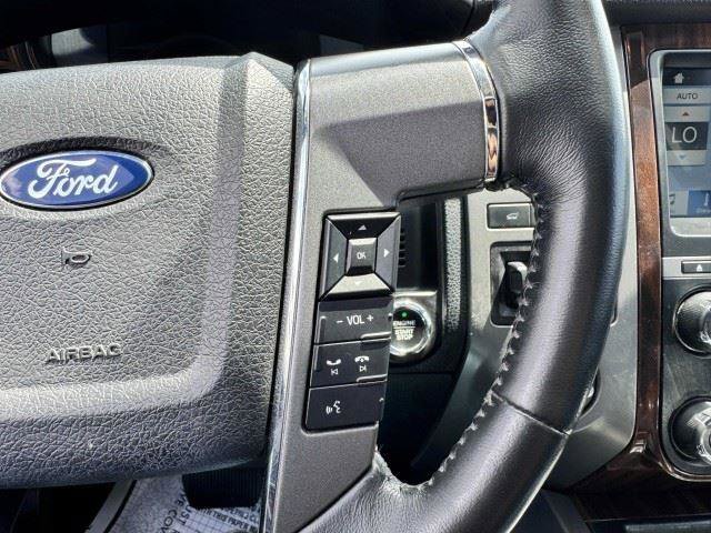 Used 2016 Ford Expedition EL Platinum RWD image 28