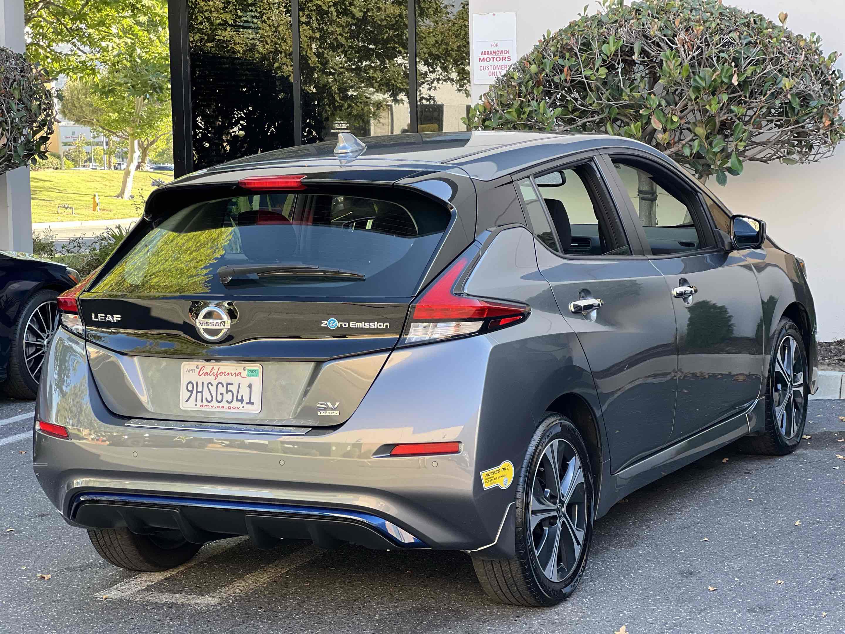 Used 2022 Nissan Leaf SV Plus w/ Protection Package FWD image 2