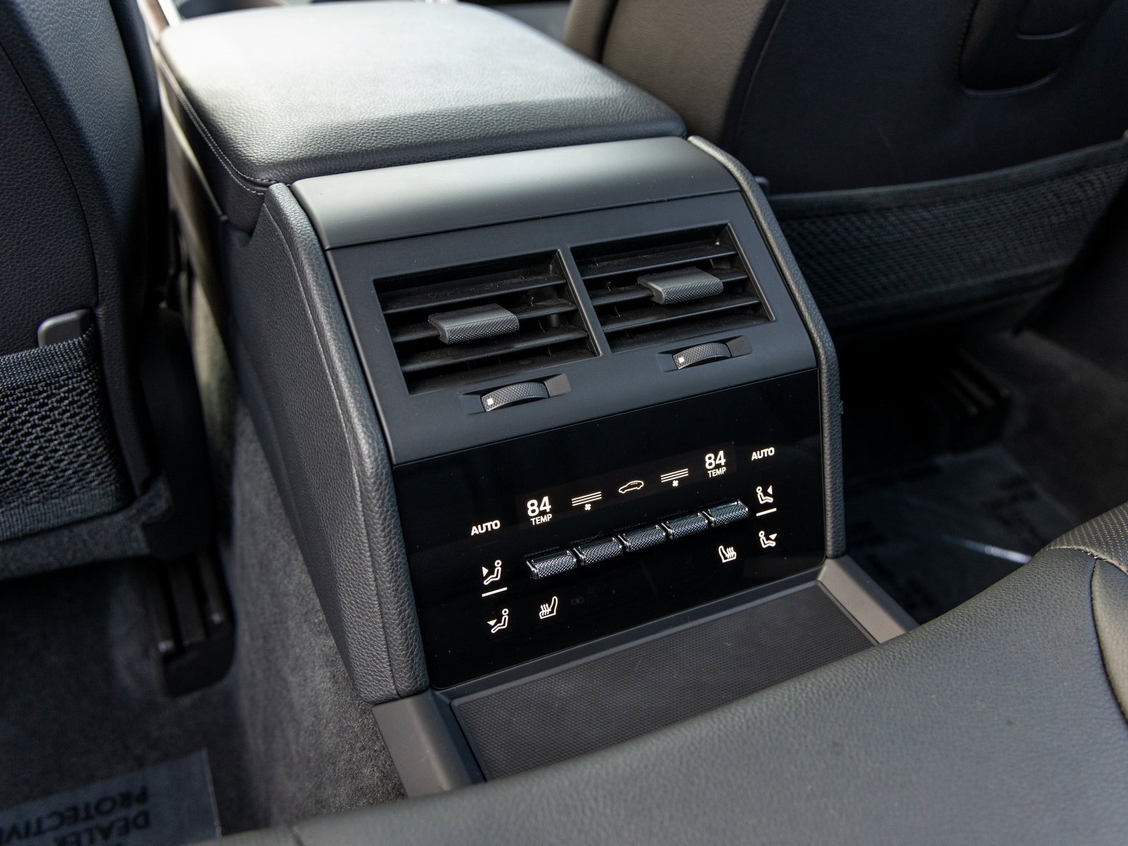 Used 2024 Porsche Panamera 4 image 37