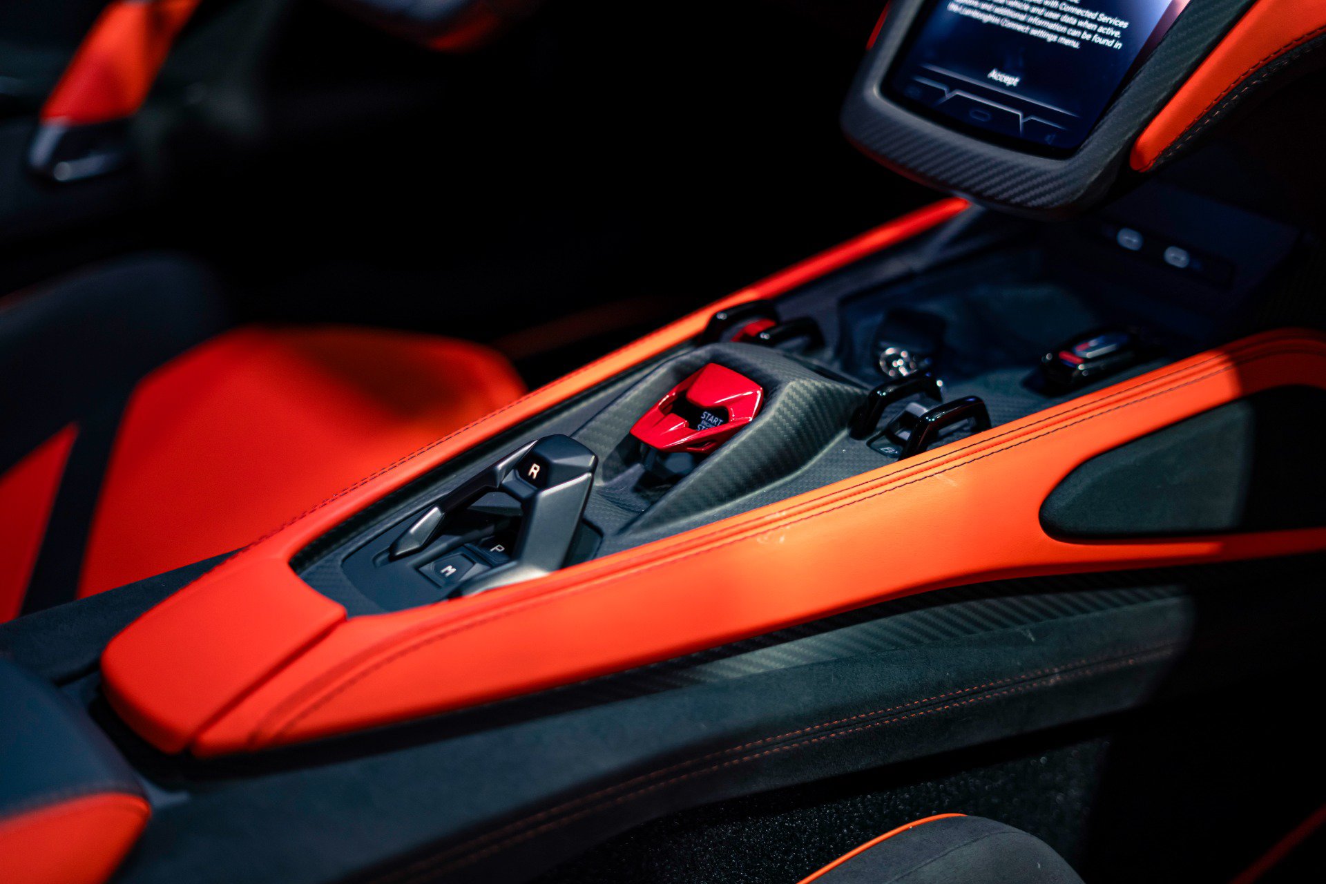 Used 2025 Lamborghini Revuelto AWD/4WD image 10