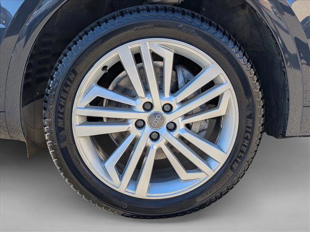 Used 2019 Audi Q5 2.0T Premium Plus w/ Premium Plus Package image 24
