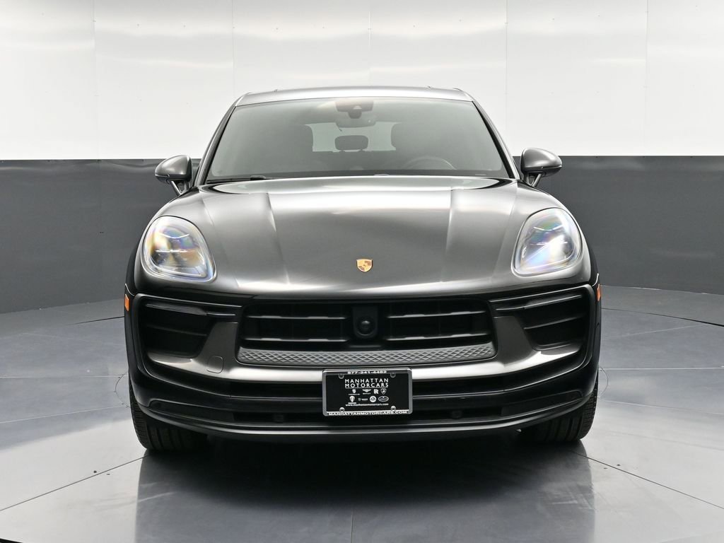 Certified 2024 Porsche Macan Turbo image 11