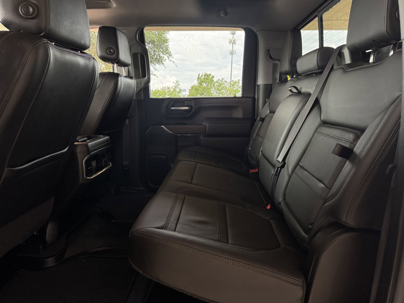 Used 2022 GMC Sierra 2500 Denali w/ Denali Black Diamond Edition AWD/4WD image 28