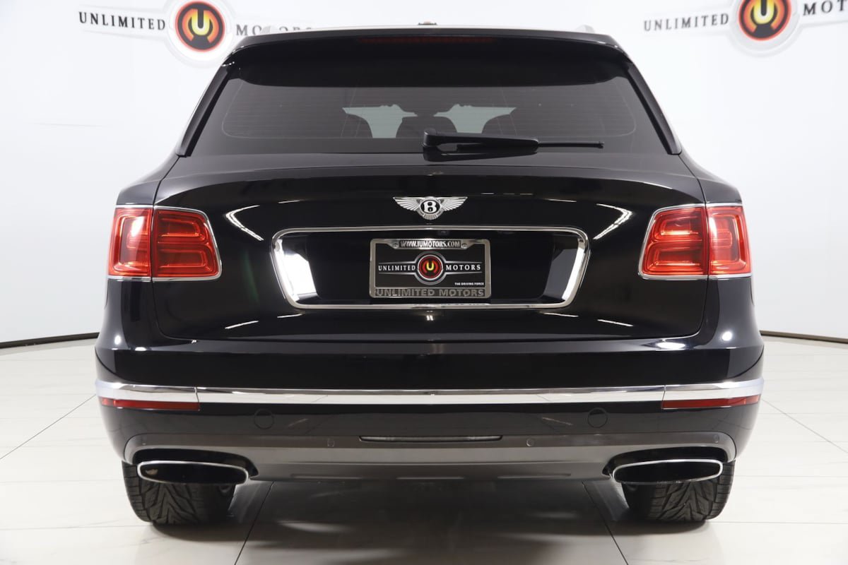 Used 2018 Bentley Bentayga AWD/4WD image 62