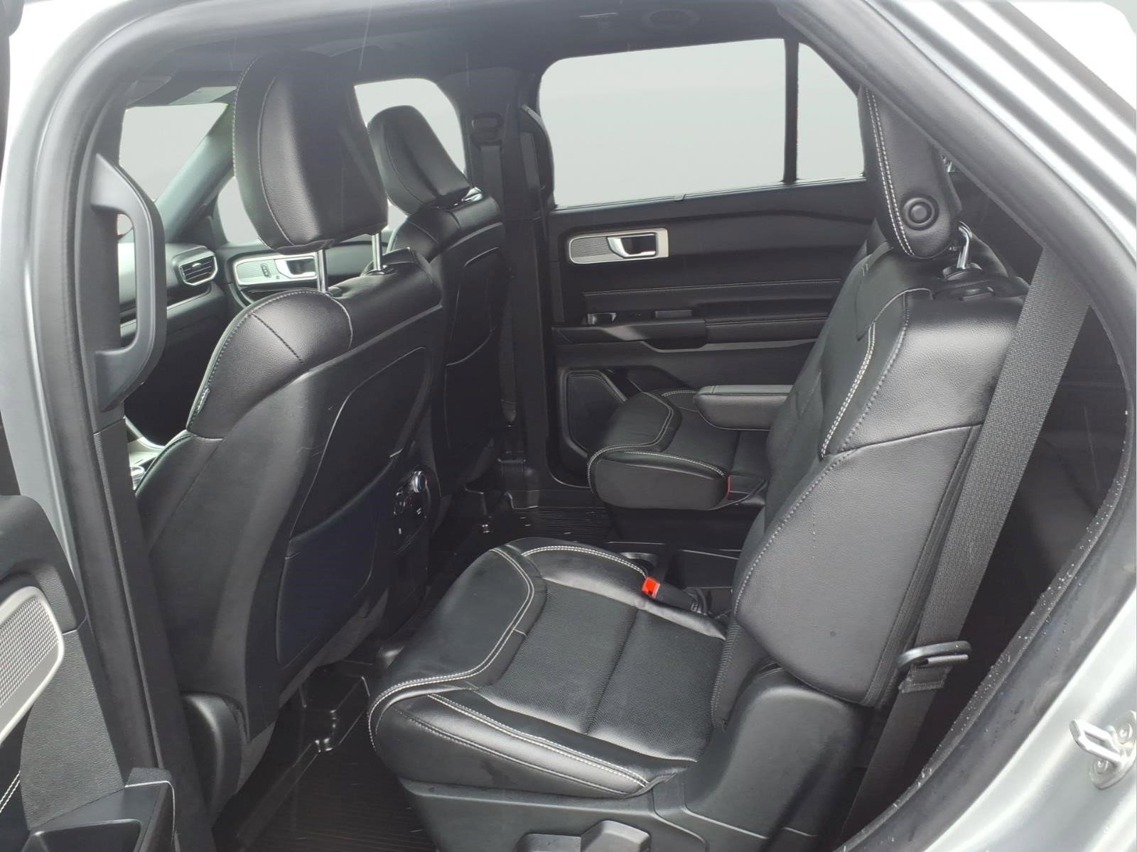 Used 2020 Ford Explorer ST AWD/4WD image 9