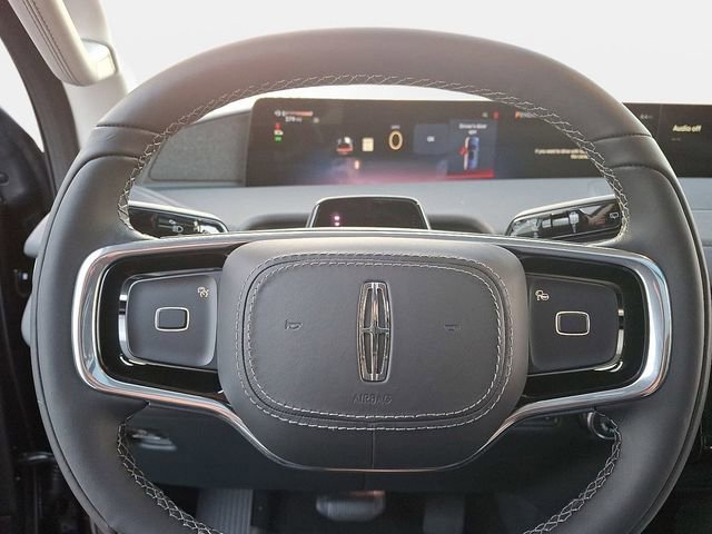 New 2025 Lincoln Navigator Reserve image 21