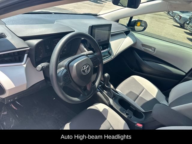 Used 2025 Toyota Corolla LE FWD image 13