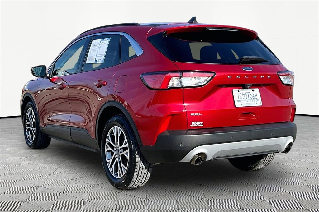 Used 2022 Ford Escape SEL w/ Technology Package image 13