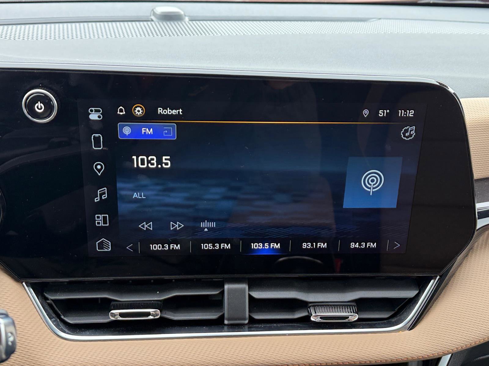 Used 2025 Chevrolet Equinox ACTIV w/ Safety and Technology Package image 27