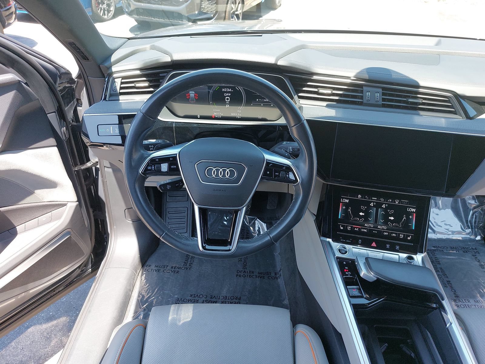 Used 2024 Audi Q8 e-tron Prestige w/ Prestige Package AWD/4WD image 16