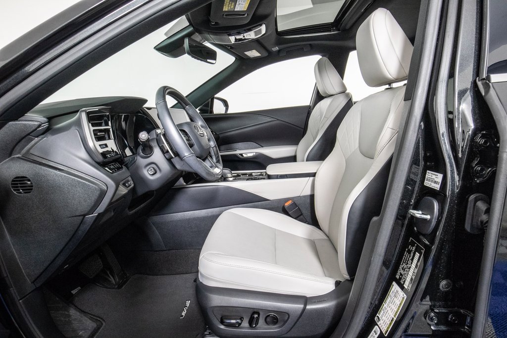 Used 2023 Lexus RX 350 Premium image 9