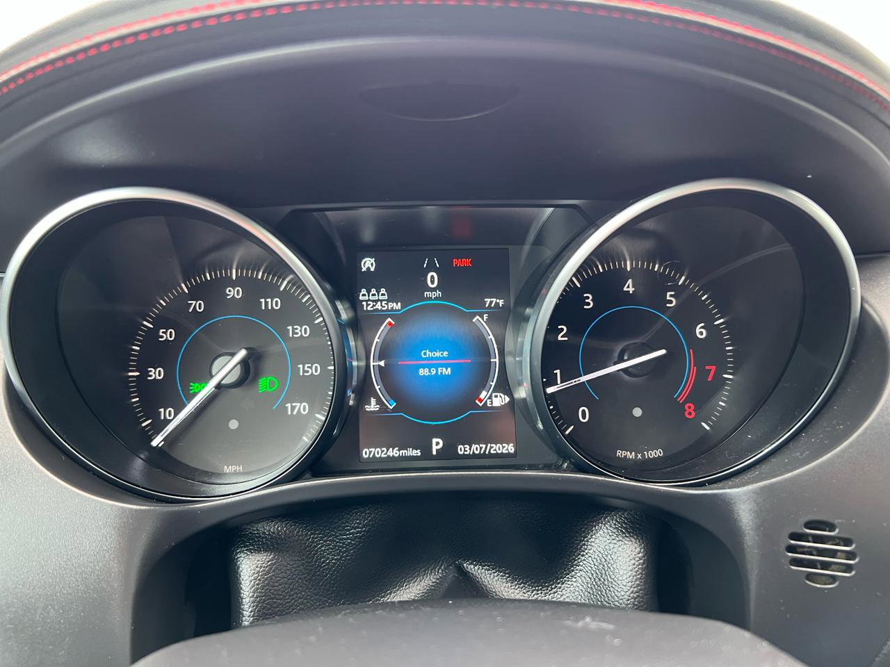 Used 2020 Jaguar F-PACE Premium image 19