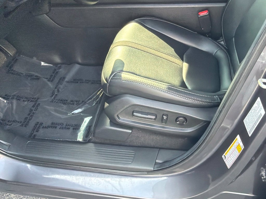 Used 2025 Honda Pilot Touring image 30
