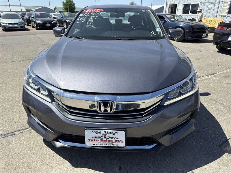 Used 2017 Honda Accord EX-L image 11