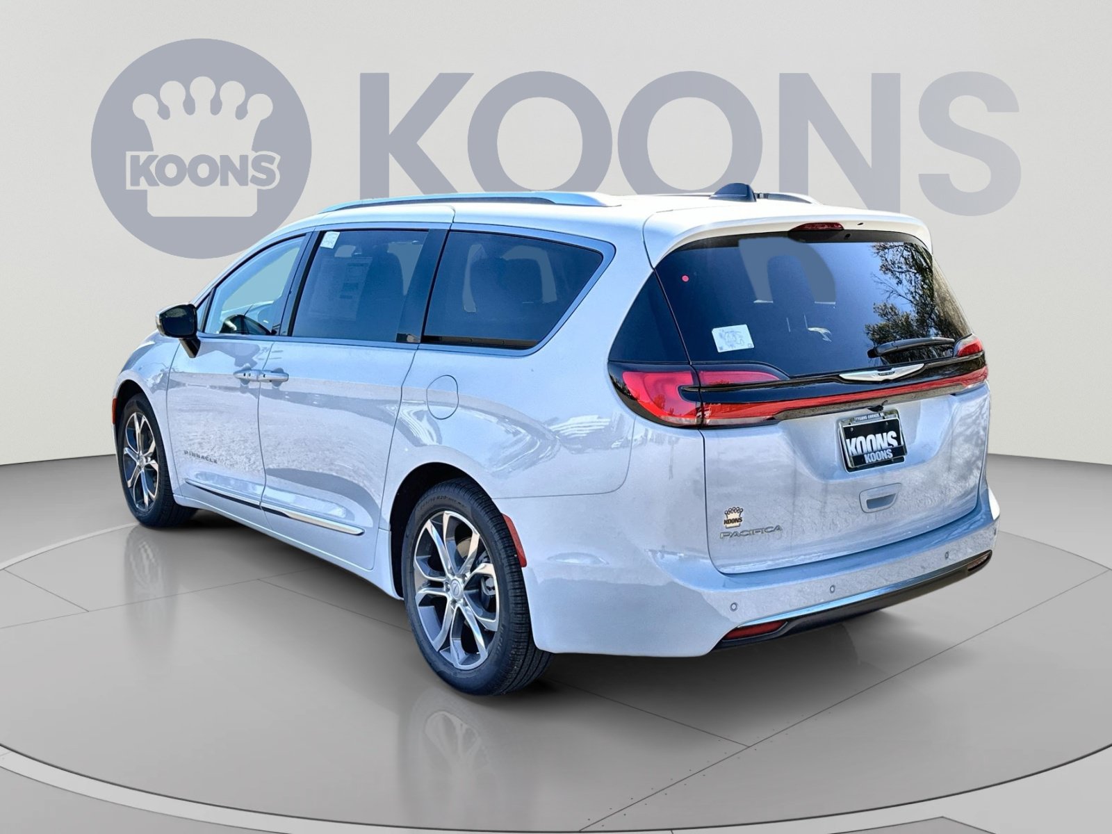 New 2026 Chrysler Pacifica Pinnacle FWD image 4