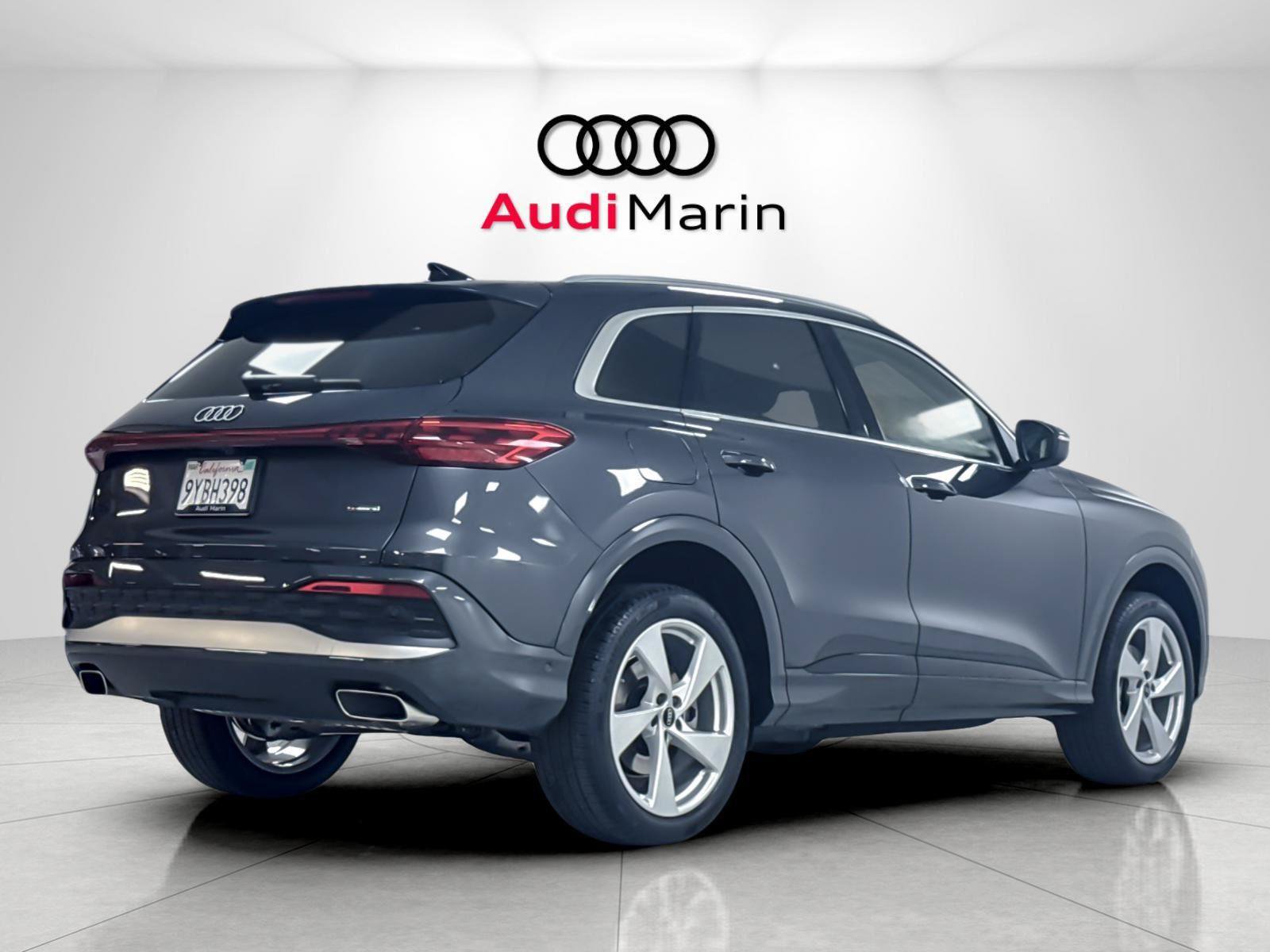 Used 2025 Audi Q5 Premium w/ Premium Plus AWD/4WD image 5