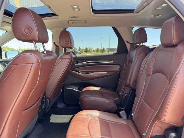 Used 2021 Buick Enclave Avenir w/ Avenir Technology Package AWD/4WD image 30