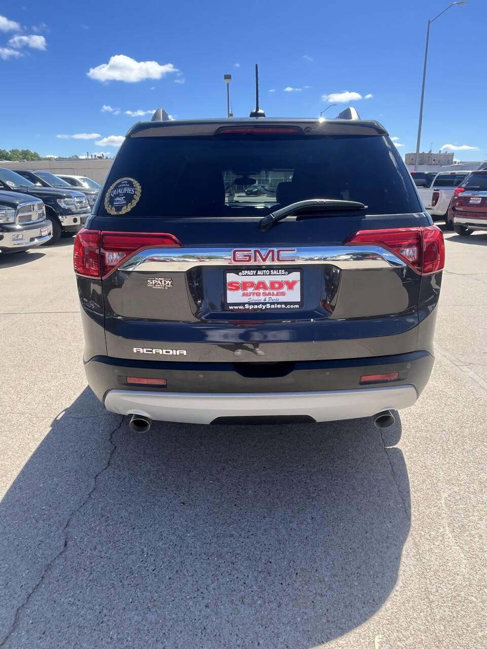 Used 2018 GMC Acadia SLT image 5
