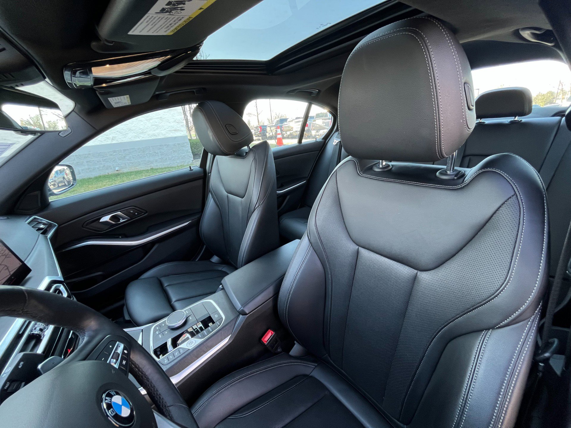 Used 2024 BMW 330i xDrive Sedan w/ Premium Package image 11