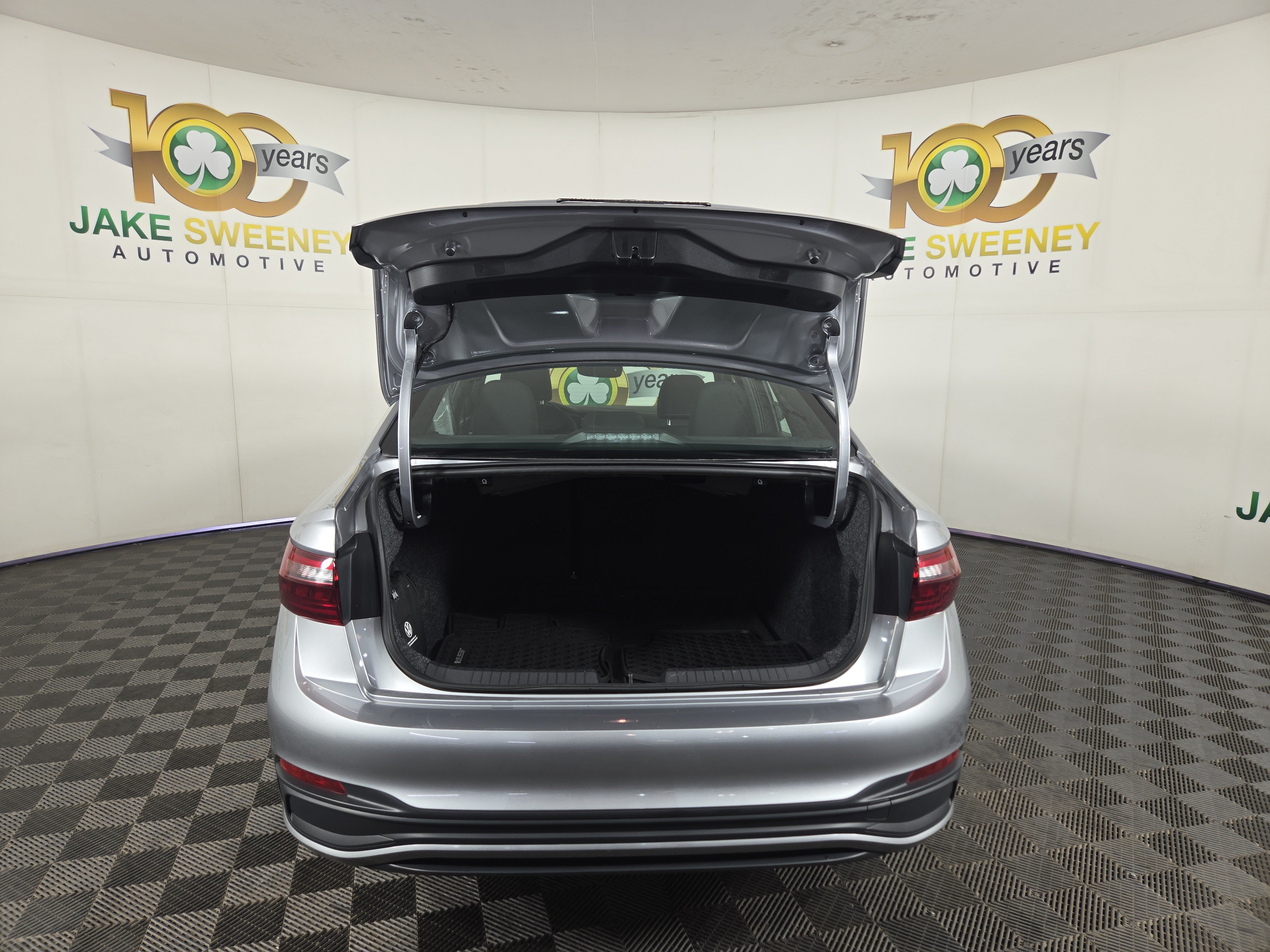 Used 2023 Volkswagen Jetta Sport FWD image 31