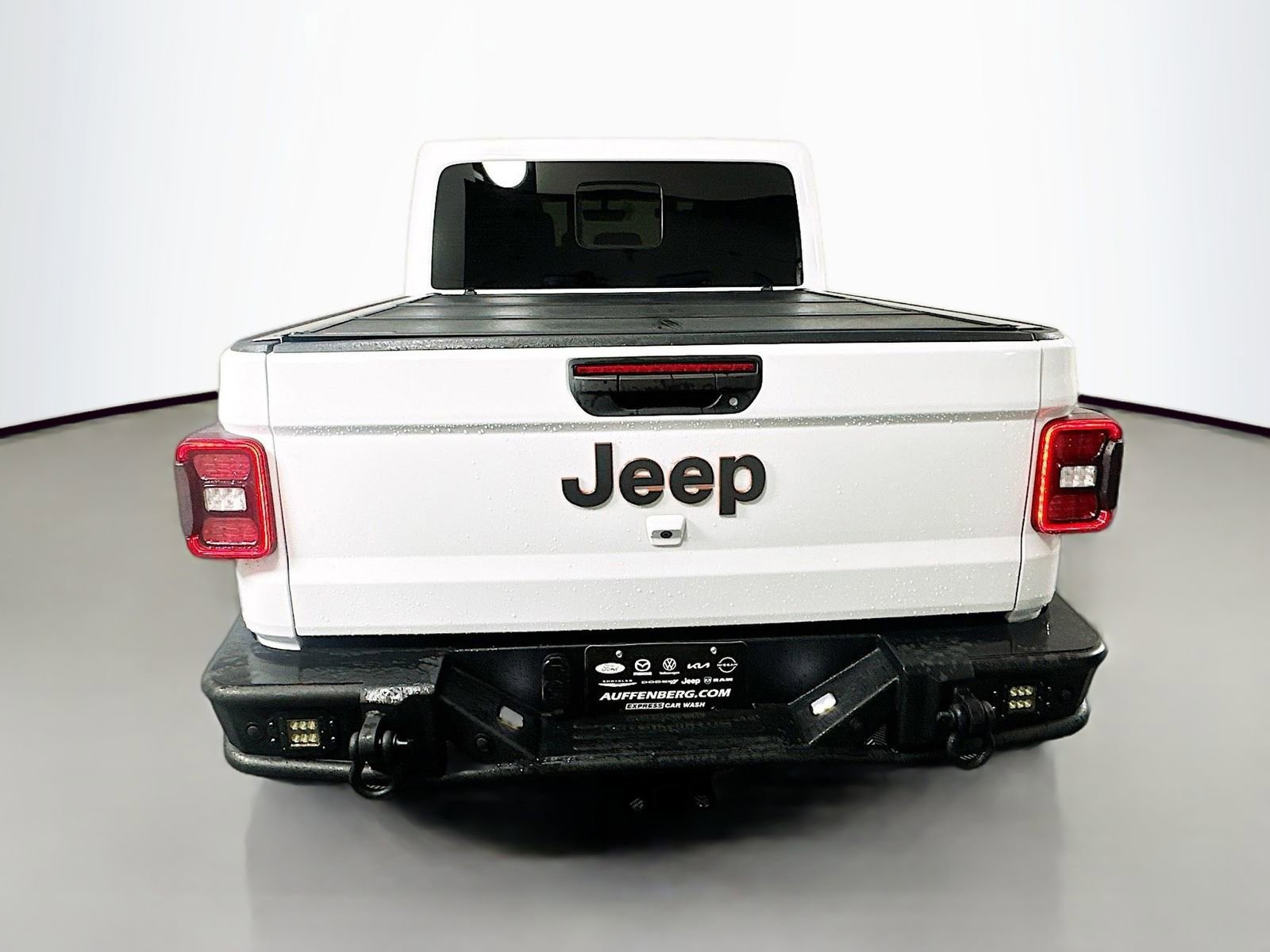Used 2022 Jeep Gladiator Mojave w/ LED Lighting Group AWD/4WD image 6