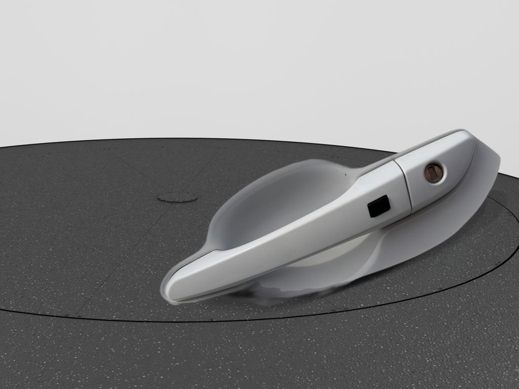 Certified 2021 Hyundai Kona SEL Plus w/ Cargo Package image 13