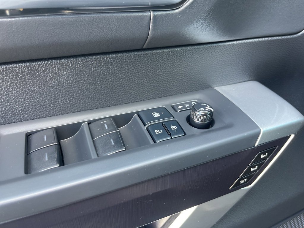 Used 2022 Toyota Tundra Platinum image 28