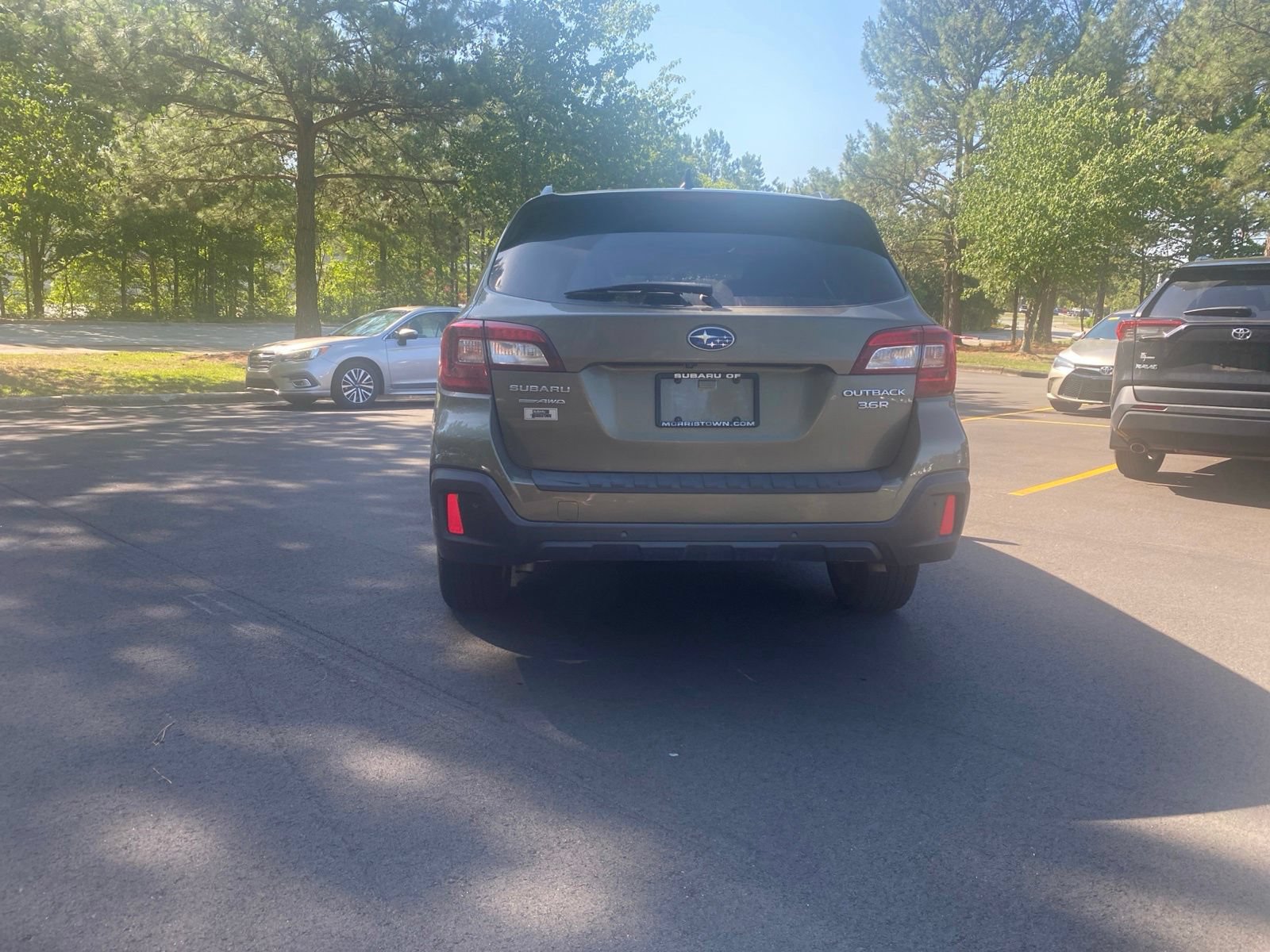 Used 2019 Subaru Outback 3.6R Touring AWD/4WD image 12
