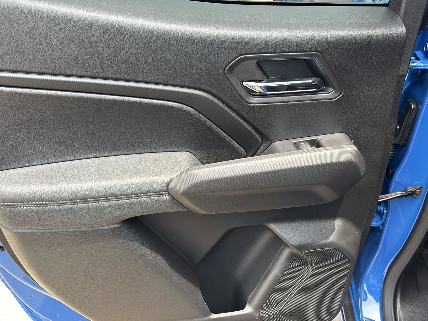 New 2025 GMC Canyon Elevation w/ Convenience Package image 19