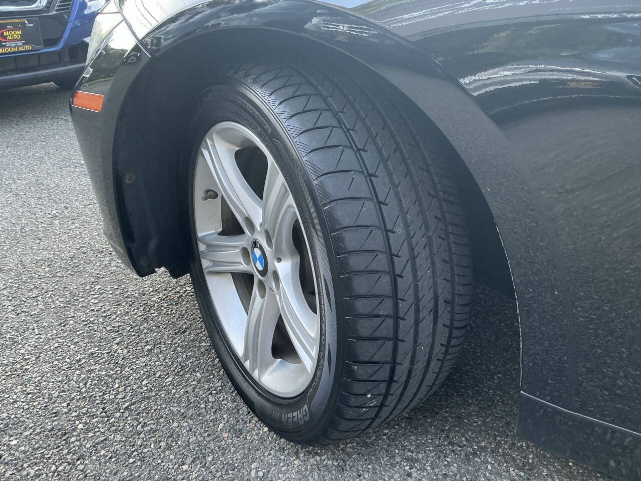 Used 2014 BMW 320i xDrive Sedan AWD/4WD image 9