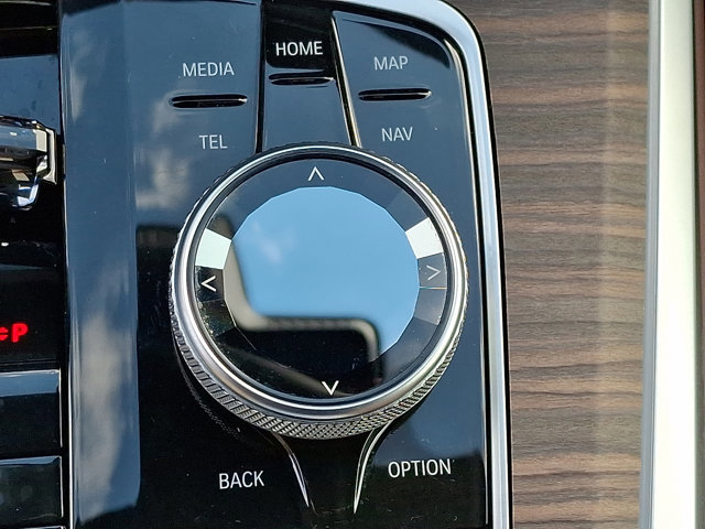 Certified 2024 BMW X5 xDrive50e w/ Executive Package image 27