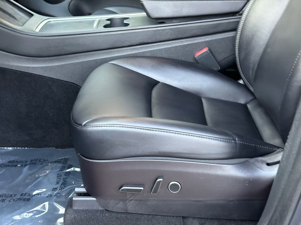 Used 2023 Tesla Model Y Long Range AWD/4WD image 12