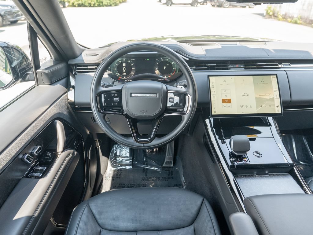 Certified 2026 Land Rover Range Rover Sport Dynamic SE AWD/4WD image 13