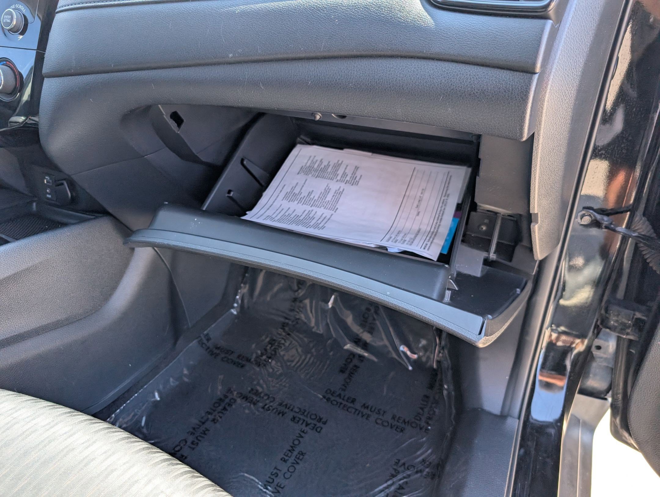 Used 2017 Nissan Rogue S FWD image 28