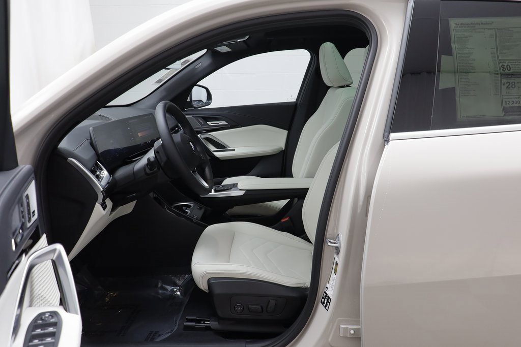 New 2026 BMW X2 xDrive28i w/ Convenience Package image 5