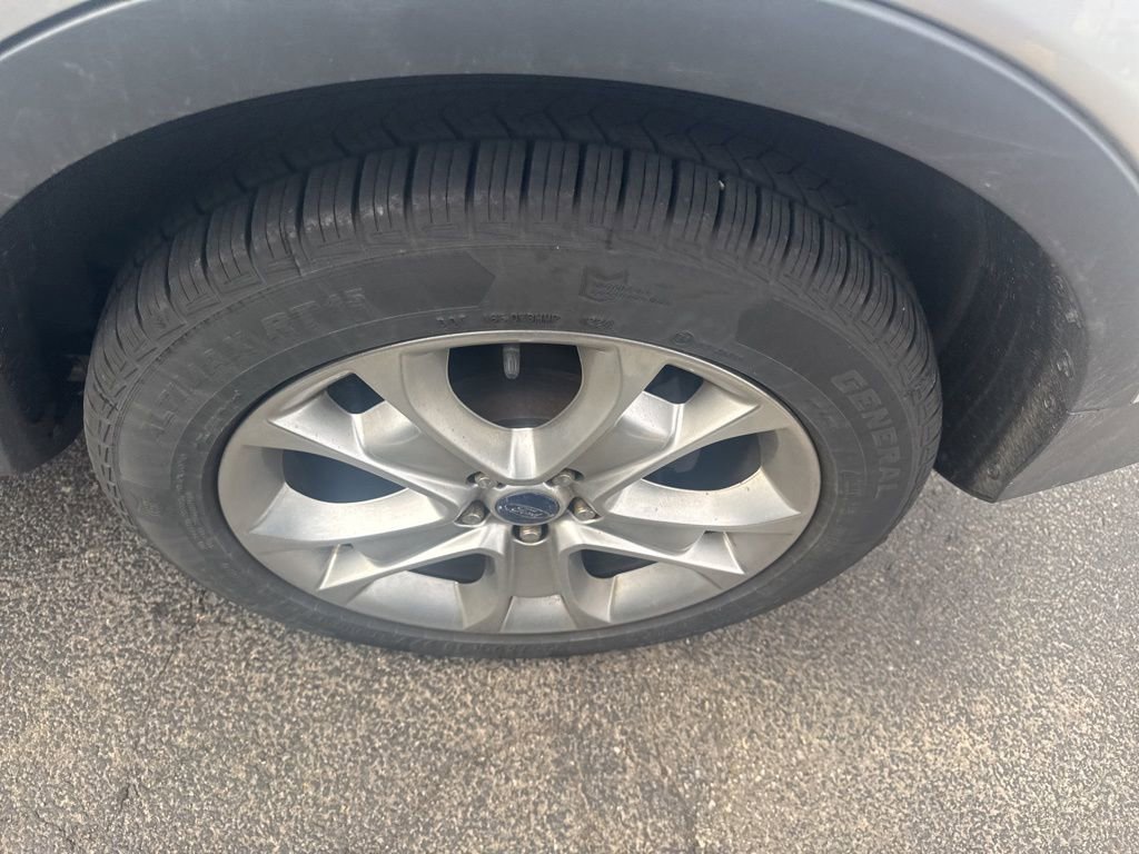 Used 2014 Ford Escape Titanium image 8