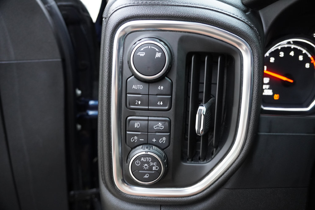 Certified 2019 Chevrolet Silverado 1500 LT Trail Boss AWD/4WD image 22