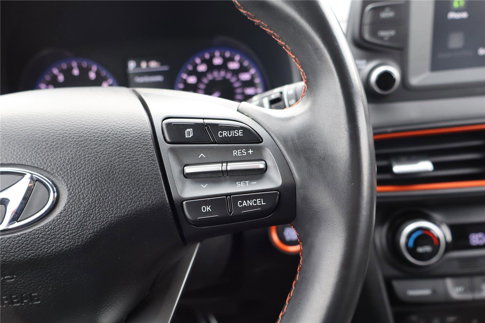 Used 2020 Hyundai Kona Limited image 18