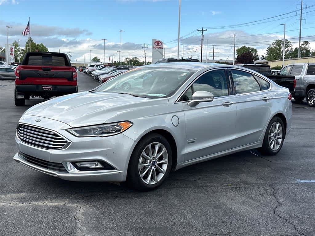 Used 2017 Ford Fusion Energi SE FWD image 25