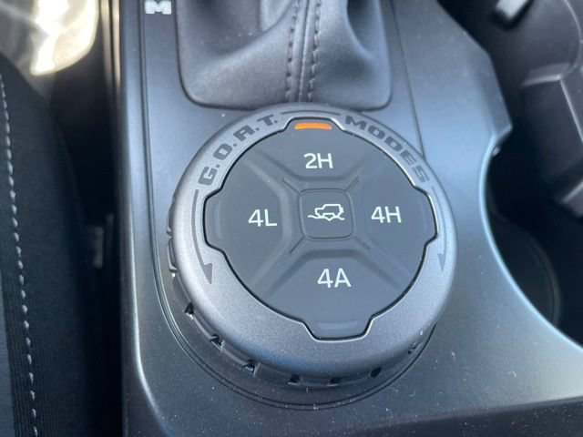 New 2026 Ford Bronco Outer Banks w/ Sasquatch Package AWD/4WD image 16