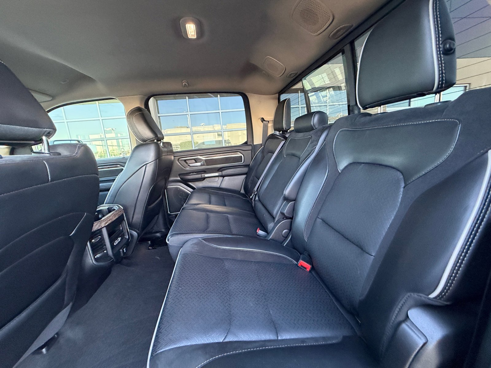 Used 2020 RAM 1500 Laramie AWD/4WD image 17