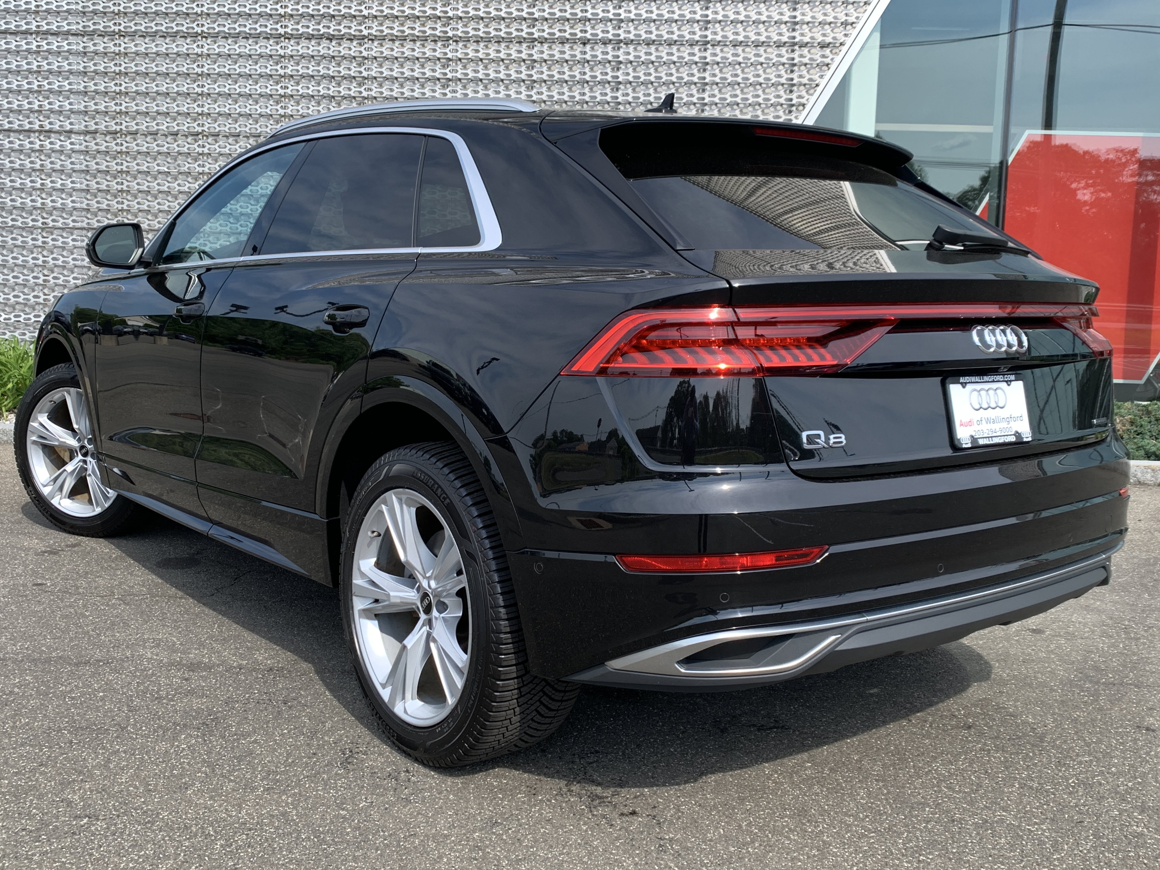 Certified 2023 Audi Q8 Premium w/ Convenience Package AWD/4WD image 3