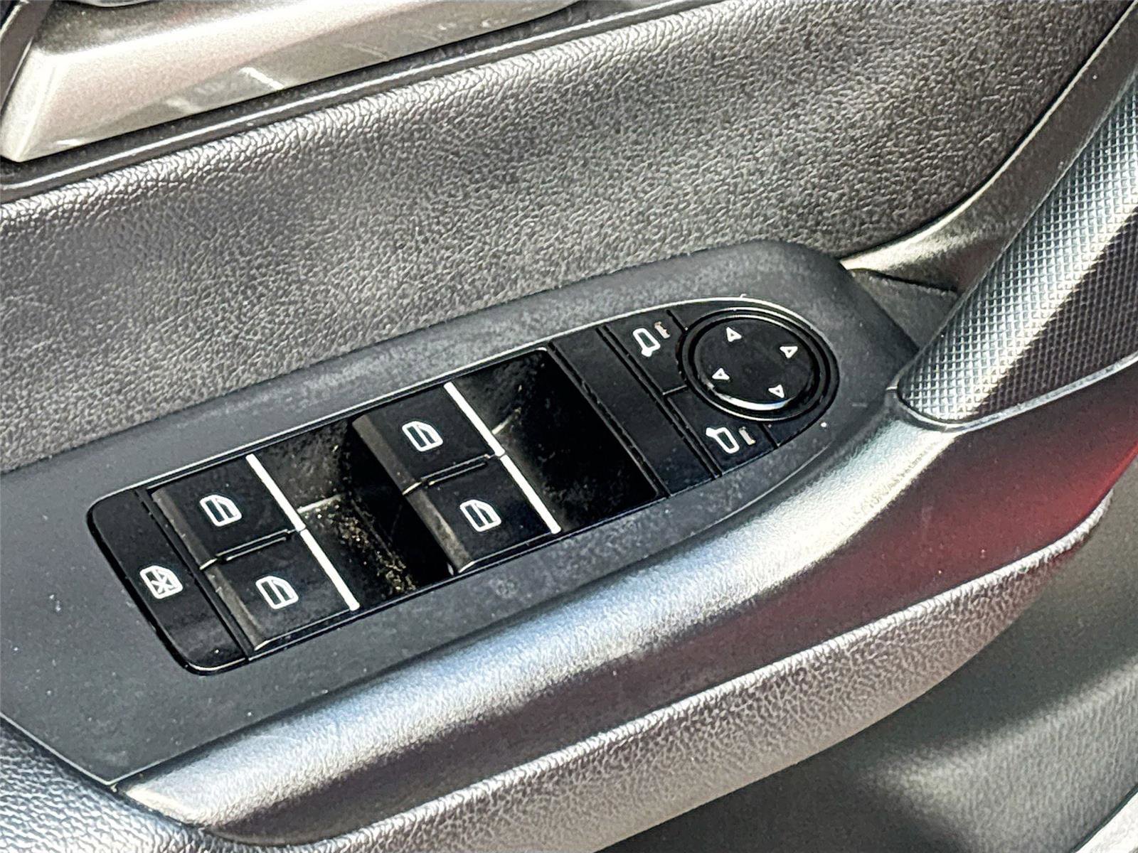 Used 2024 MAZDA CX-50 AWD 2.5 S w/ Preferred Package image 18