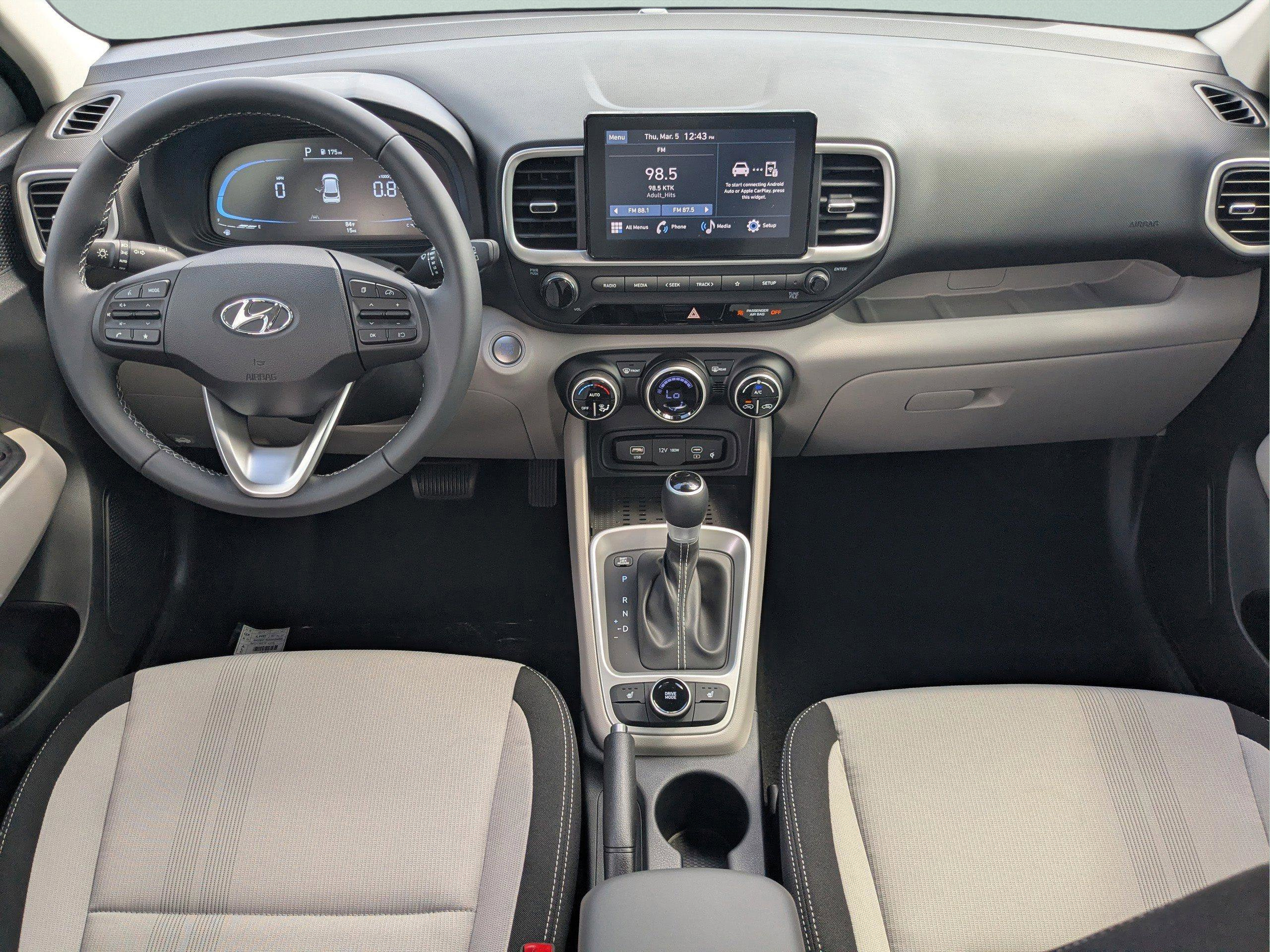 New 2026 Hyundai Venue SEL FWD image 19