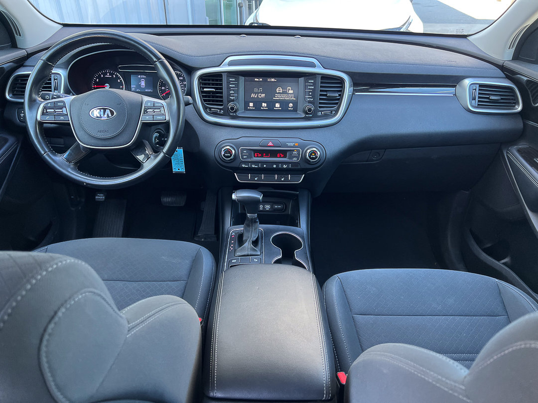 Used 2020 Kia Sorento LX w/ LX I4 Convenience Package image 31