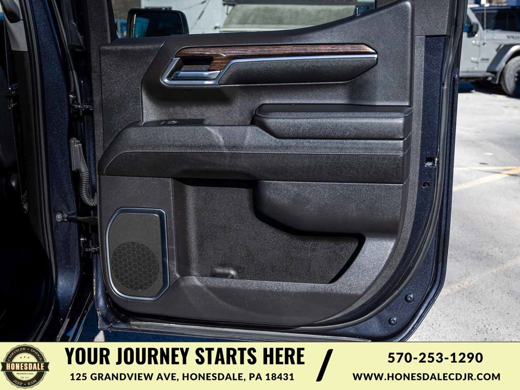 Used 2024 GMC Sierra 1500 Elevation AWD/4WD image 14